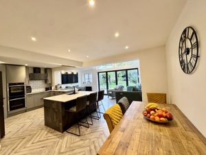 Photo 15- click for photo gallery